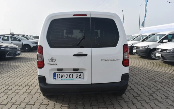 Toyota Proace City Verso cena 76100 przebieg: 89654, rok produkcji 2020 z Siemianowice Śląskie małe 704